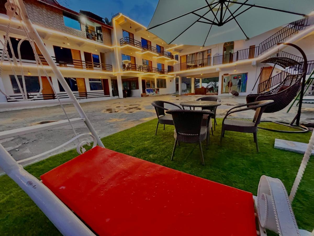 Hotel Beas River Retreat - A Riverside Hotel With Balcony Manāli Exteriér fotografie