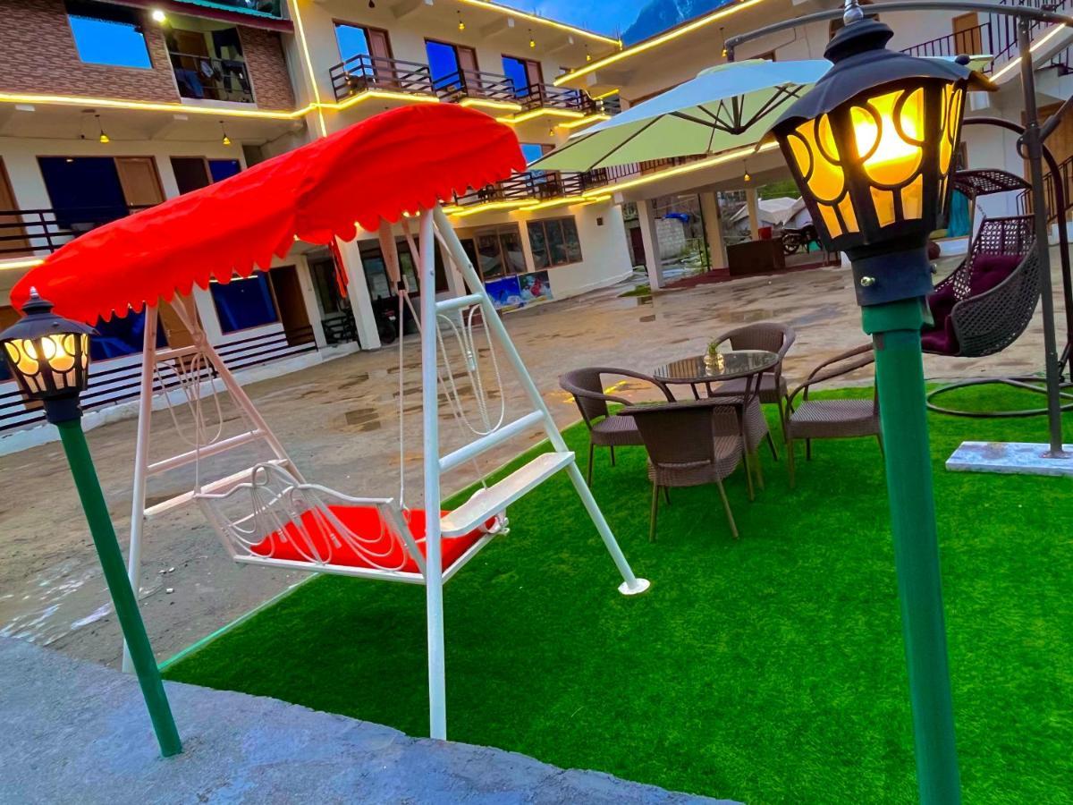 Hotel Beas River Retreat - A Riverside Hotel With Balcony Manāli Exteriér fotografie