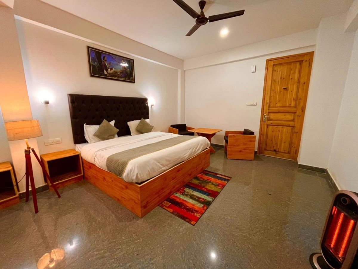 Hotel Beas River Retreat - A Riverside Hotel With Balcony Manāli Exteriér fotografie