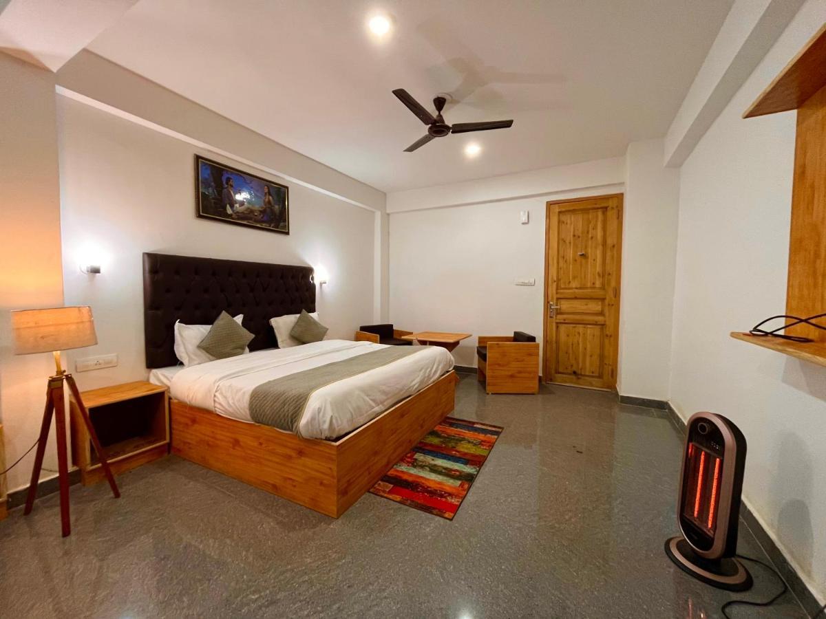 Hotel Beas River Retreat - A Riverside Hotel With Balcony Manāli Exteriér fotografie