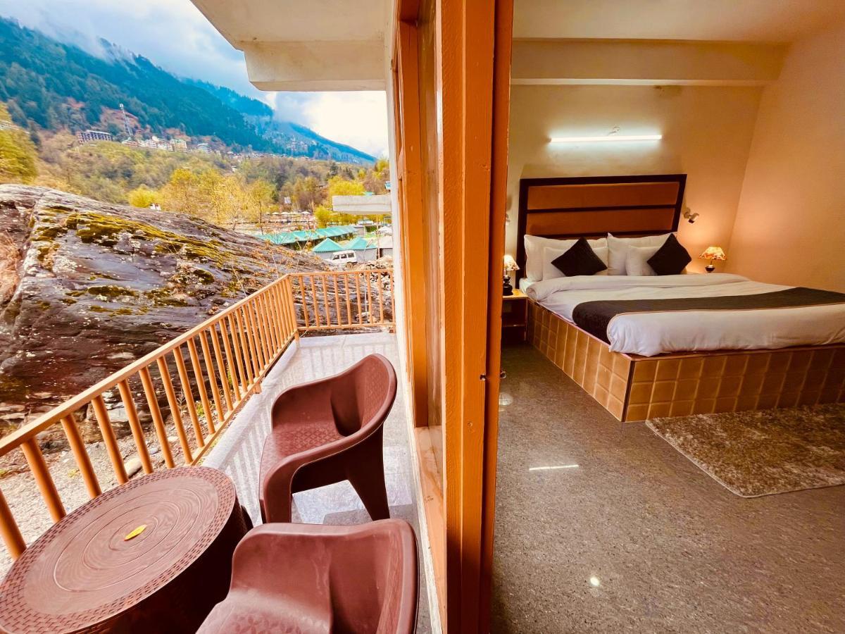 Hotel Beas River Retreat - A Riverside Hotel With Balcony Manāli Exteriér fotografie
