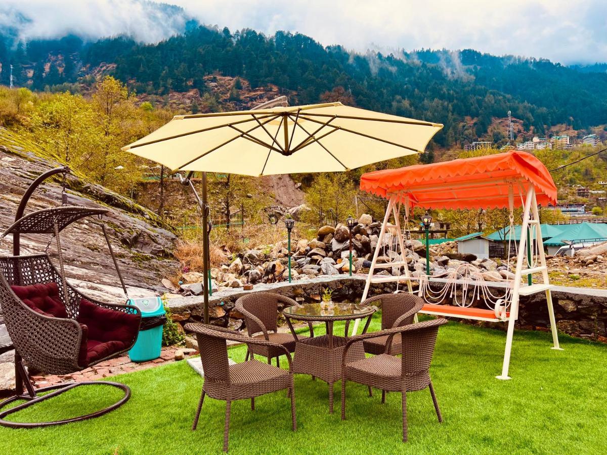 Hotel Beas River Retreat - A Riverside Hotel With Balcony Manāli Exteriér fotografie