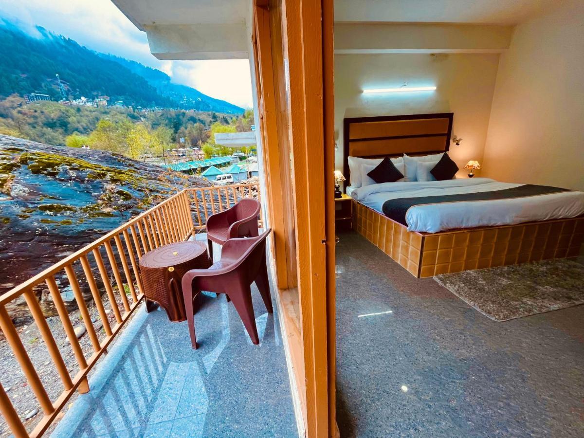 Hotel Beas River Retreat - A Riverside Hotel With Balcony Manāli Exteriér fotografie